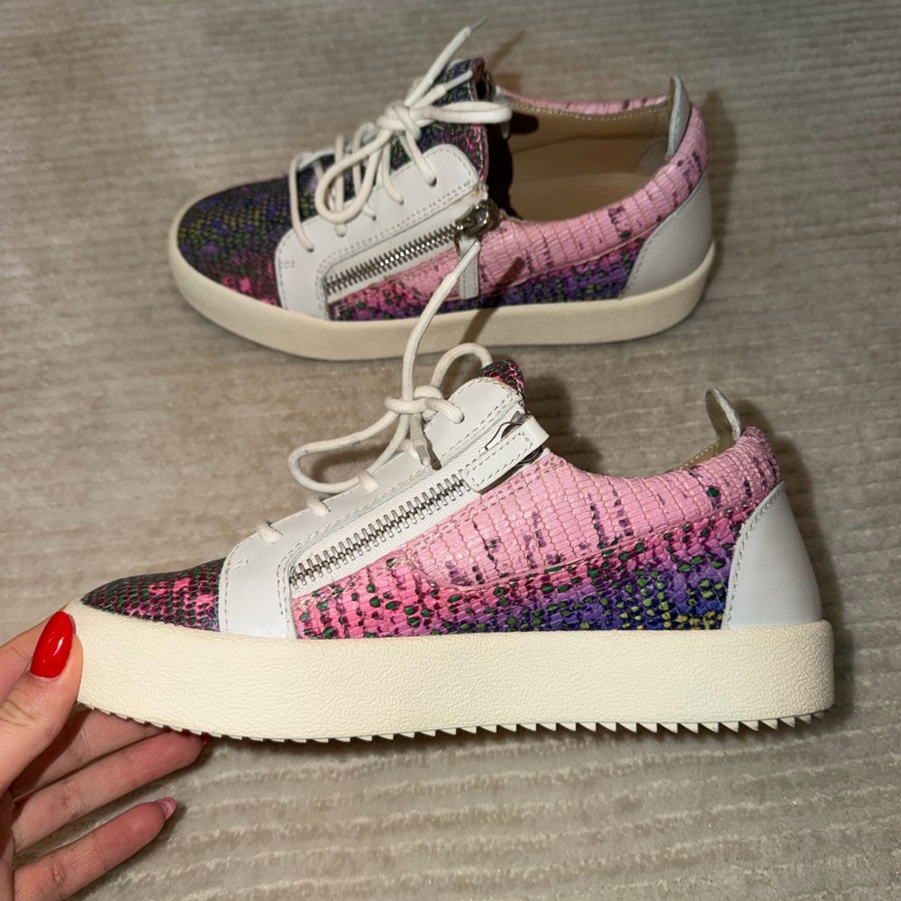 Giuseppe Zanotti Pink embossed leather sneakers